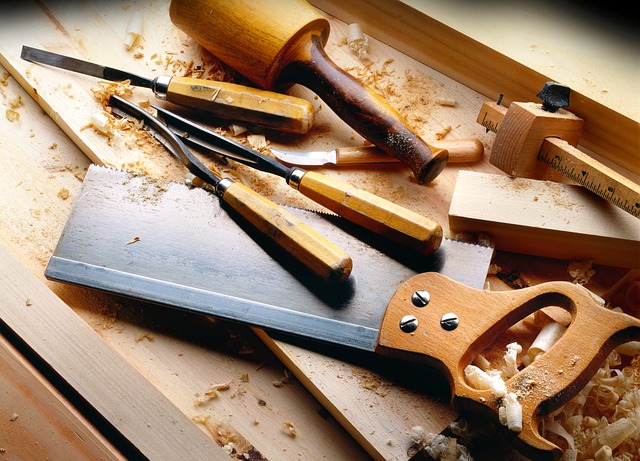 tools-gc0a6bafab_640