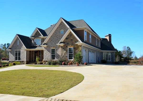 luxury-home-g9bf95b10e_640